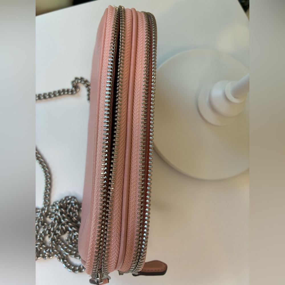 Coach Pebble Leather Crossbody Pouch Petal Pink with double zipper - Picture 3 of 5